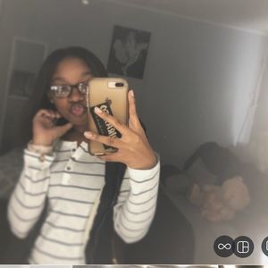 Meet your Posher, Maya